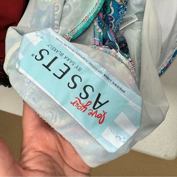 Spanx Assets Blue & Green Floral Paisley One Piece Swimsuit Womens XL Modest - Picture 11 of 13